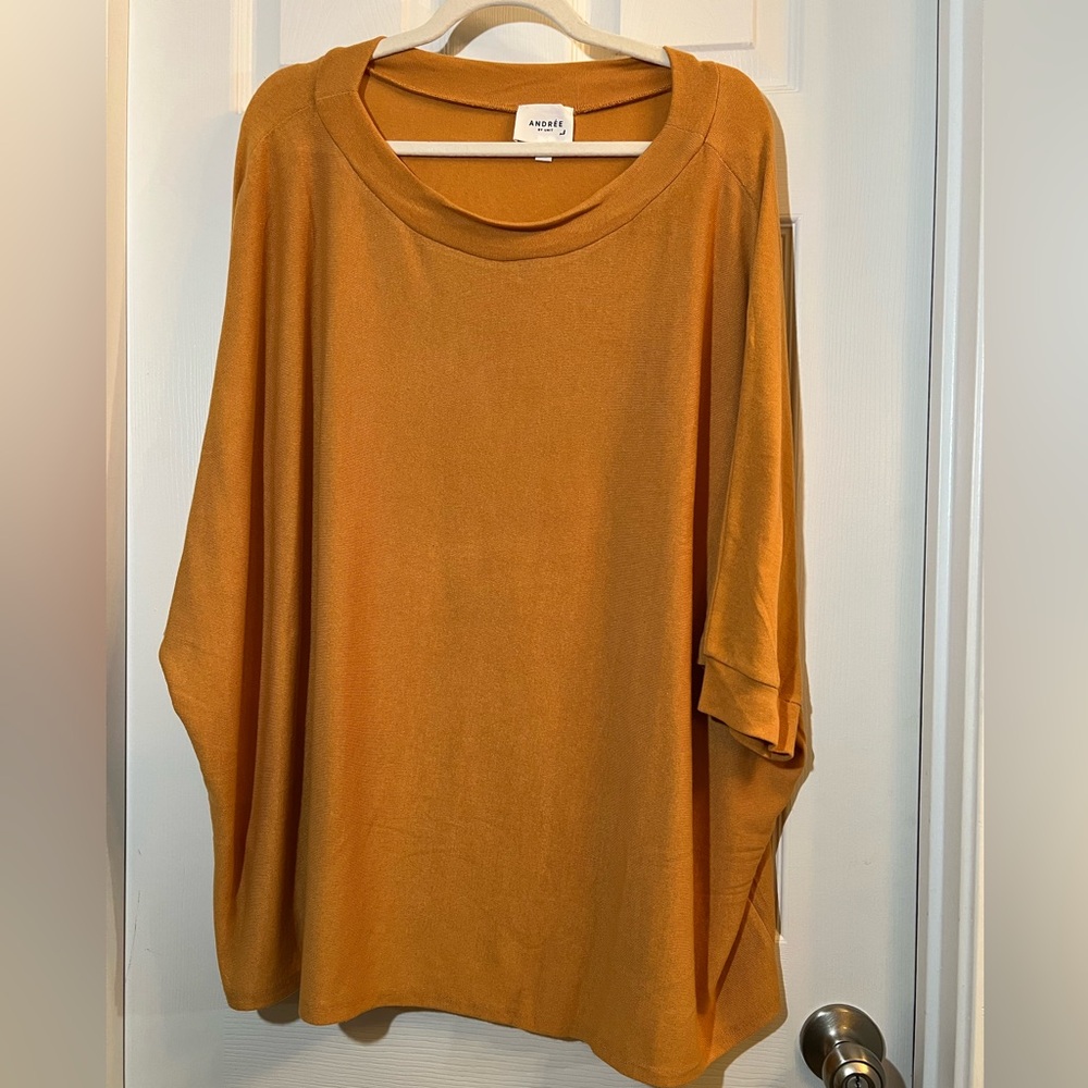 🦋 ANDREE BY UNIT Mustard Tunic Top size medium/large